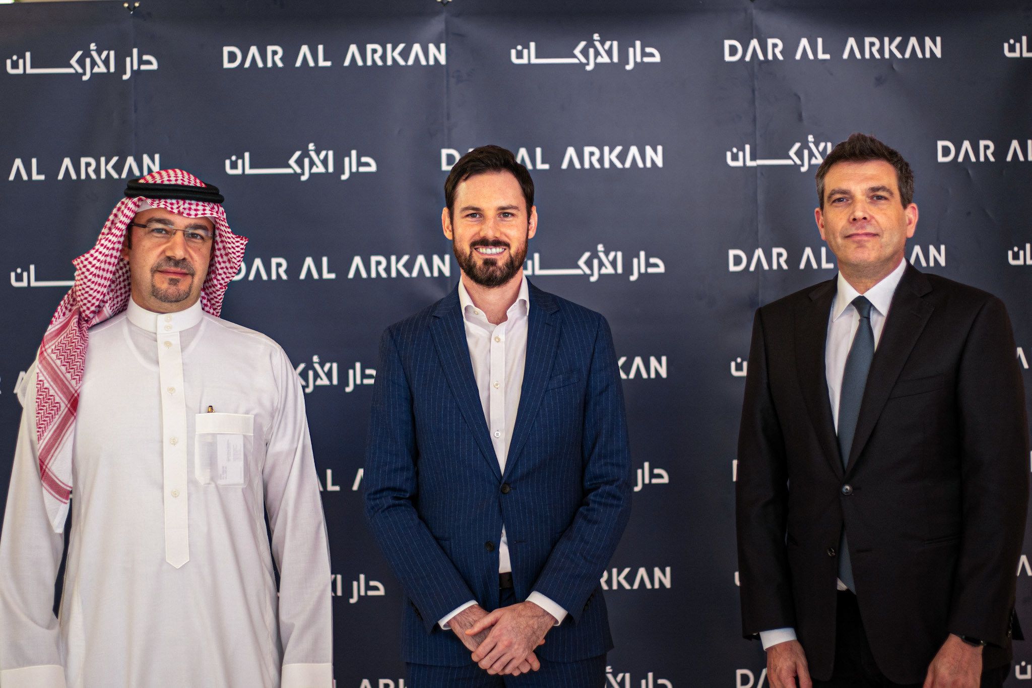 From left - Nawfal Khudairy, Chairman of Compass, Luke Sommerville, Managing Director of Compass, Ziad El Chaar (PRNewsfoto/Dar Al Arkan)